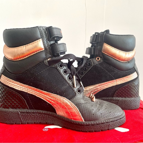 Puma Womens Sport Lifestyle Hidden Wedge Sneaker with Gold Spikes Black and Gold - Picture 3 of 12